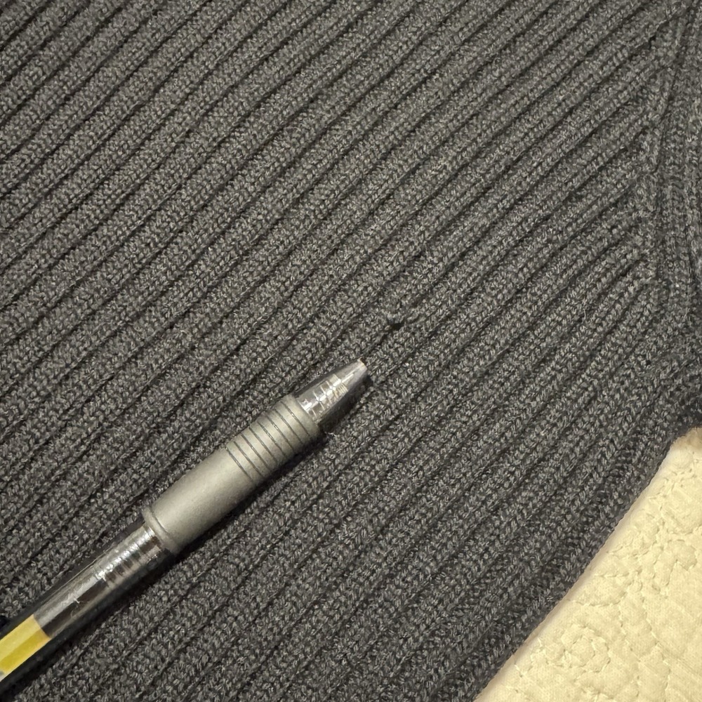 Vince‎ Mens Large Black 100% Wool Thick Knit Sweater Ottoman Ribbed Quarter Zip - Picture 4 of 8